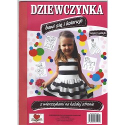 Dziewczynka bawi się i koloruje