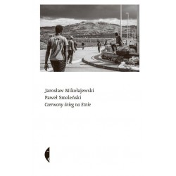 Czerwony śnieg na Etnie