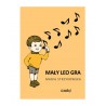 Mały Leo gra