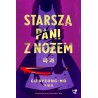 Starsza pani z nożem