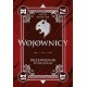 Wojownicy. Przewodnik po bitwach Erin Hunter motyleksiazkowe.pl